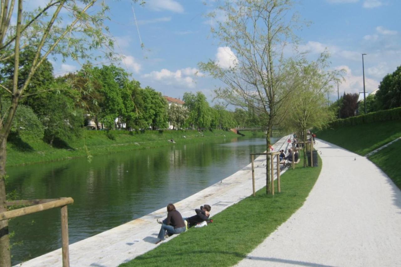 Ferienwohnung Riverside Ljubljanica With Private Parking Laibach Exterior foto